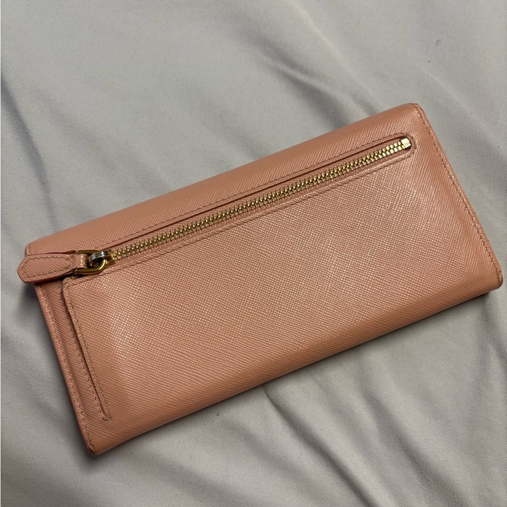 PRADA Pink Wallet 🪪 - Picture 7 of 12
